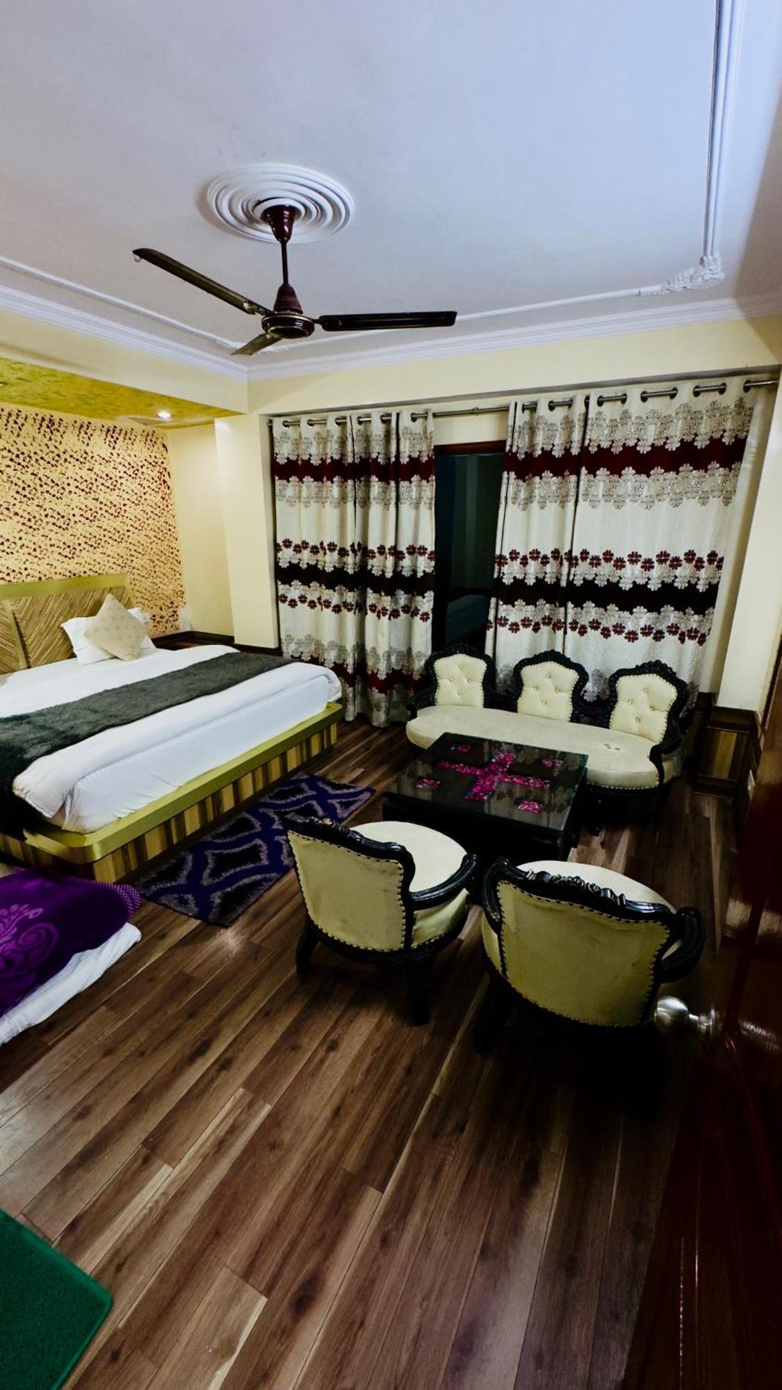 Hotel Apple Regency Shimla Extérieur photo