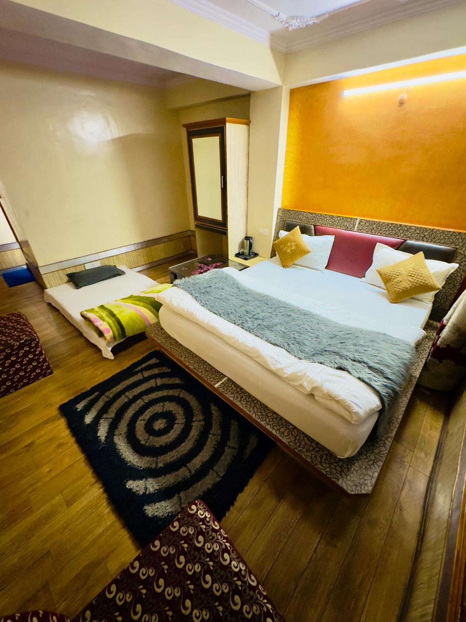 Hotel Apple Regency Shimla Extérieur photo